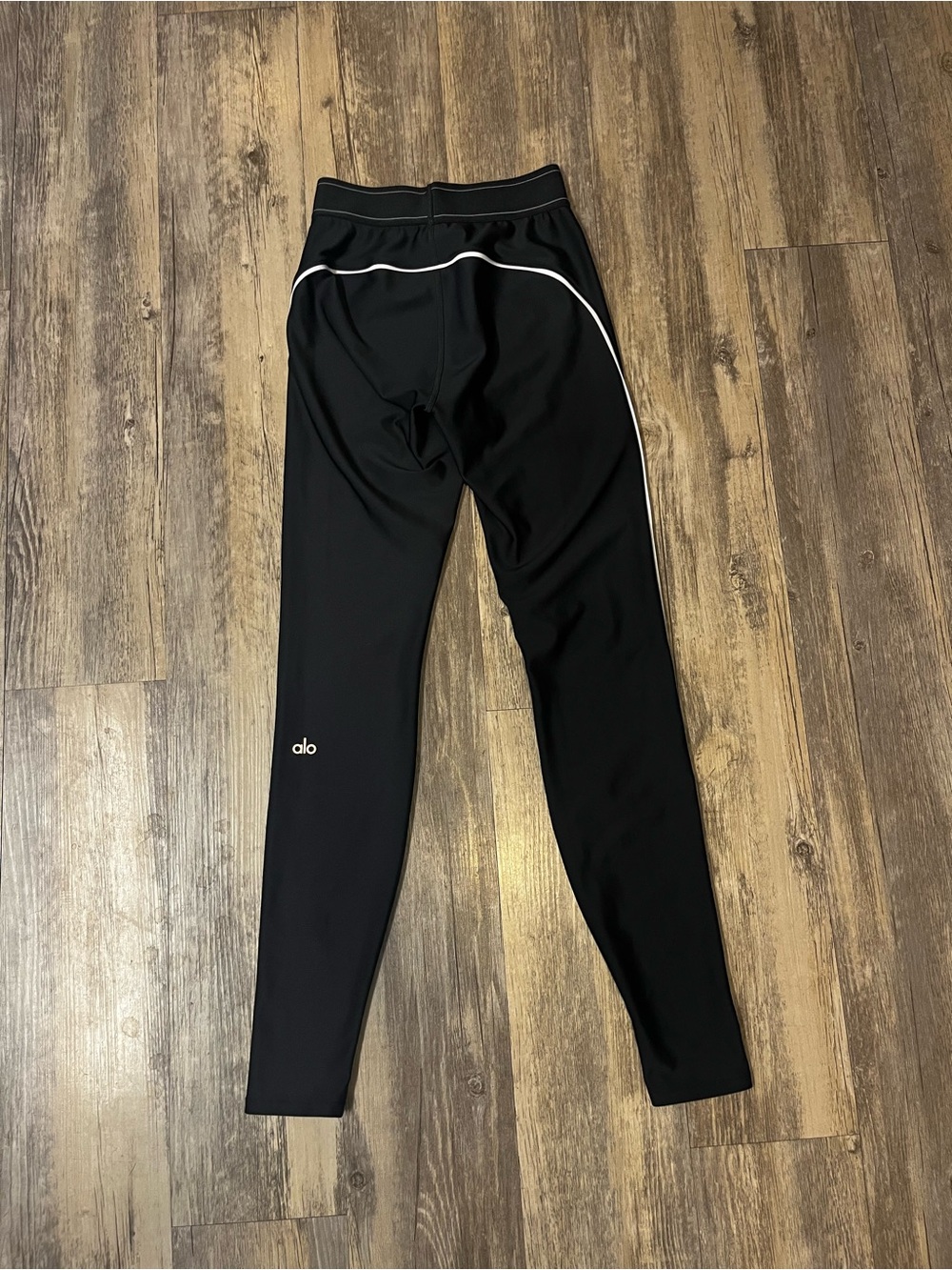 Alo Yoga Airlift High Waist Leggings Black White Sz Small Boxer Style Waistband - Picture 11 of 12